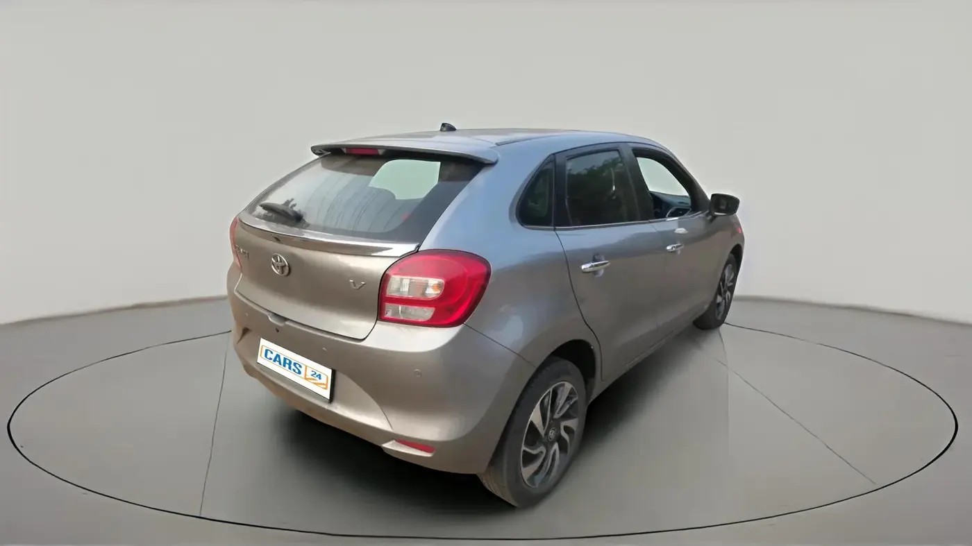 2019 Toyota Glanza V, Petrol, Manual, 74,000 km, exterior