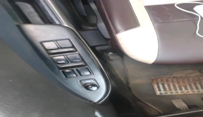 2019 Toyota Glanza V, Petrol, Manual, 74,000 km, interior