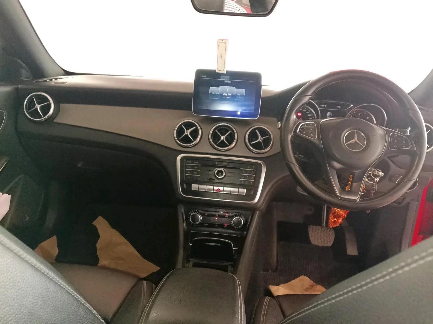 2017 Mercedes Benz CLA Class CLA 200 CDI STYLE, Diesel, Automatic, 91,970 km, interior