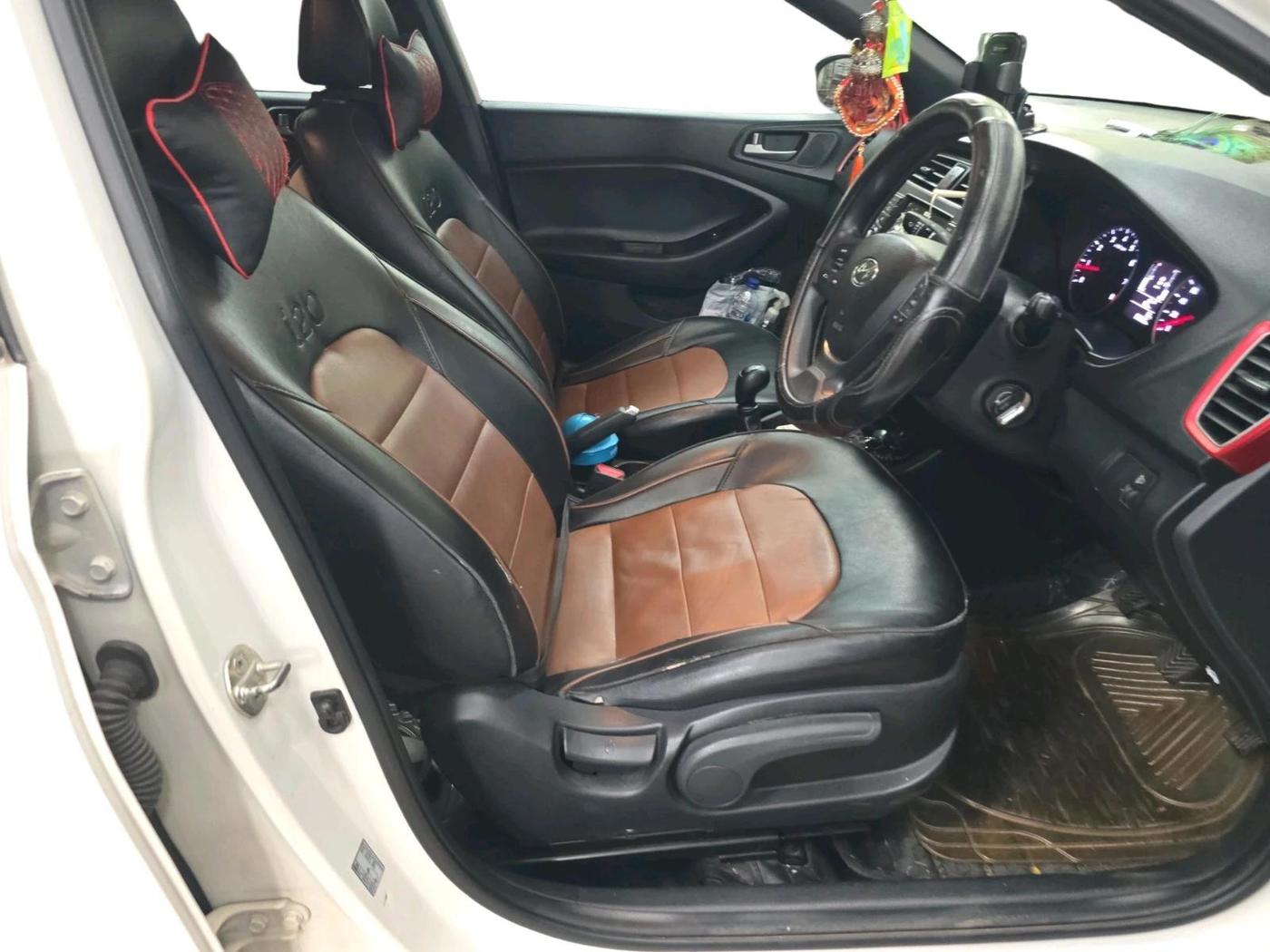 2018 Hyundai Elite i20 ASTA 1.2 DUAL TONE, Petrol, Manual, 60,655 km, interior