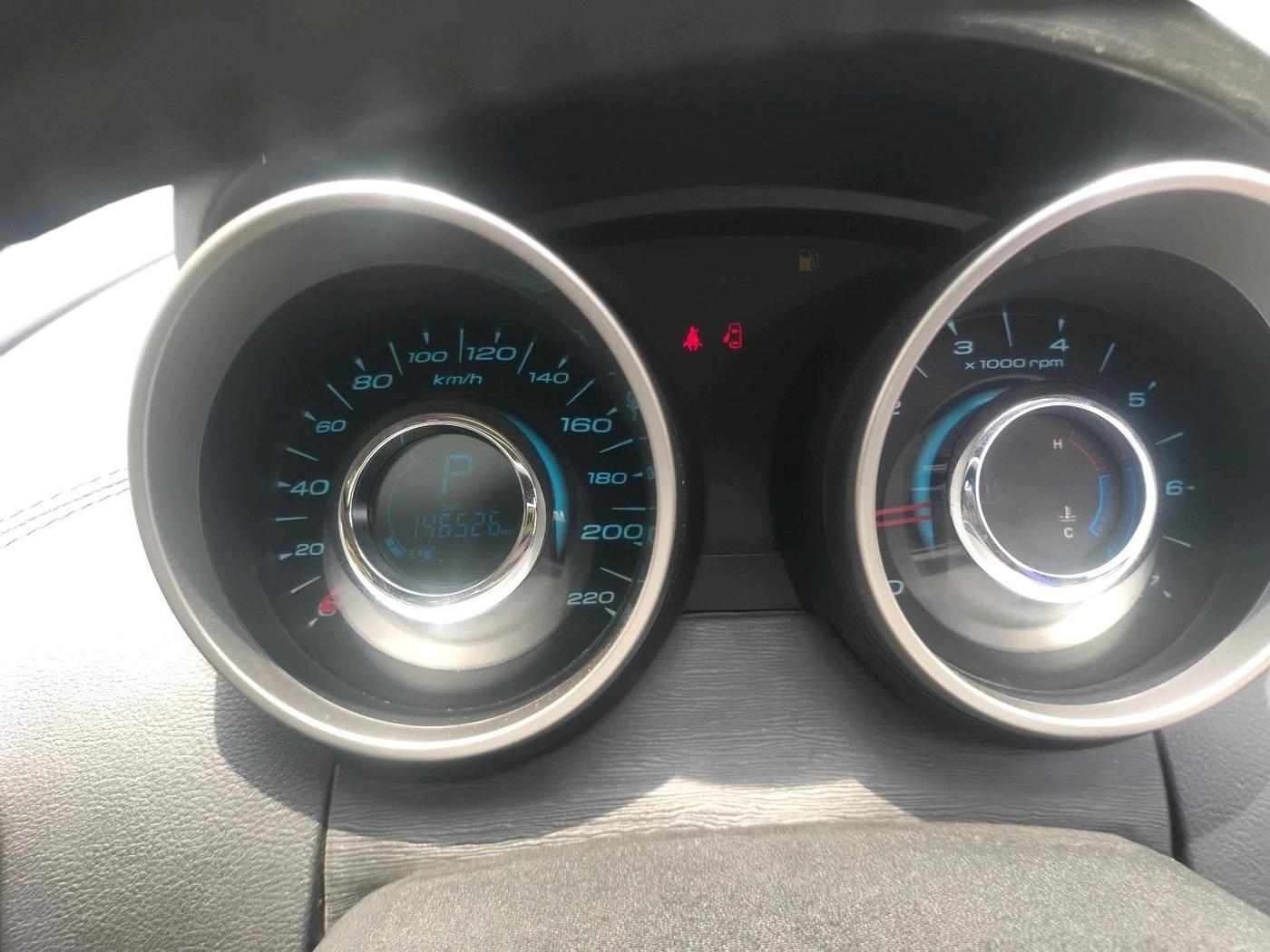 2018 Mahindra XUV500 W11 AT, Diesel, Automatic, 1,46,526 km, interior
