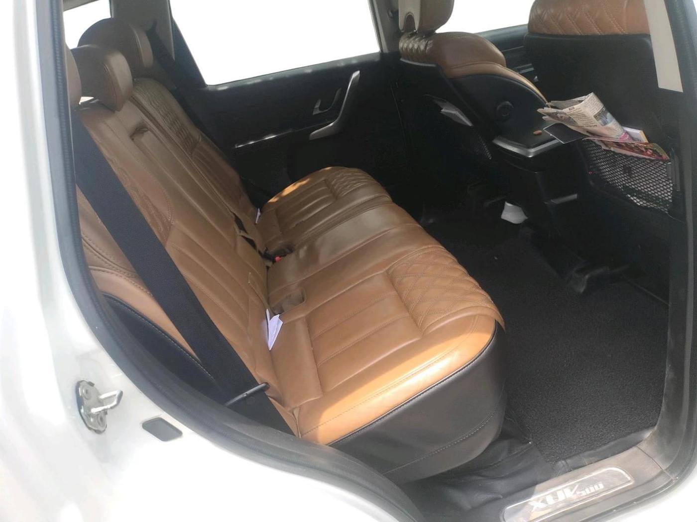 2018 Mahindra XUV500 W11 AT, Diesel, Automatic, 1,46,526 km, interior