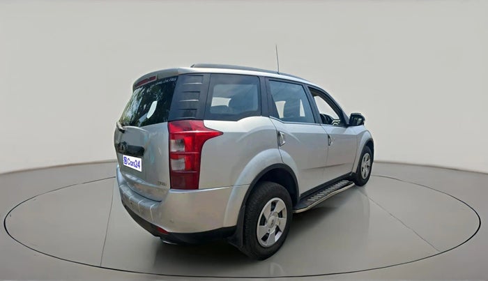 2017 Mahindra XUV500 W6, Diesel, Manual, 82,716 km, exterior
