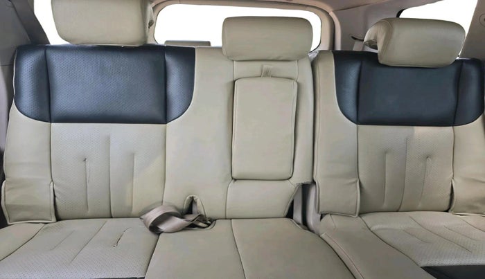 2017 Mahindra XUV500 W6, Diesel, Manual, 82,716 km, interior