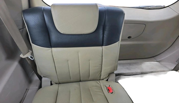 2017 Mahindra XUV500 W6, Diesel, Manual, 82,716 km, interior