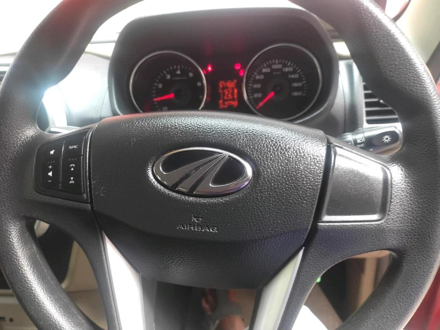 2017 Mahindra TUV300 T8, Diesel, Manual, 47,743 km, interior
