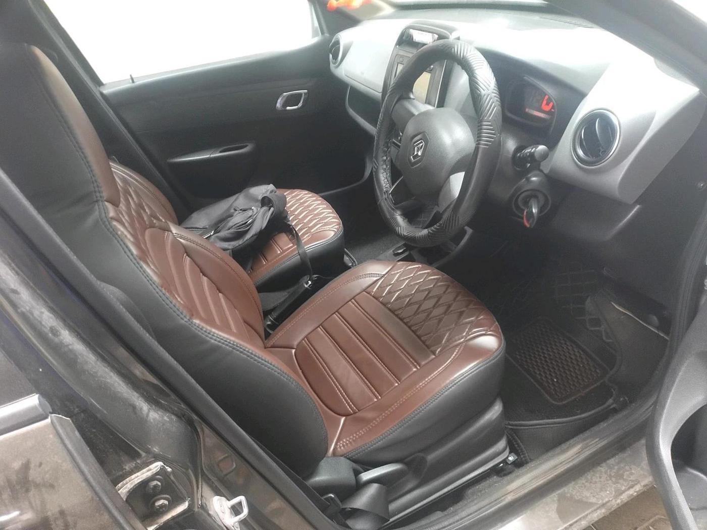 2018 Renault Kwid RXT 1.0 AMT (O), Petrol, Automatic, 50,064 km, interior