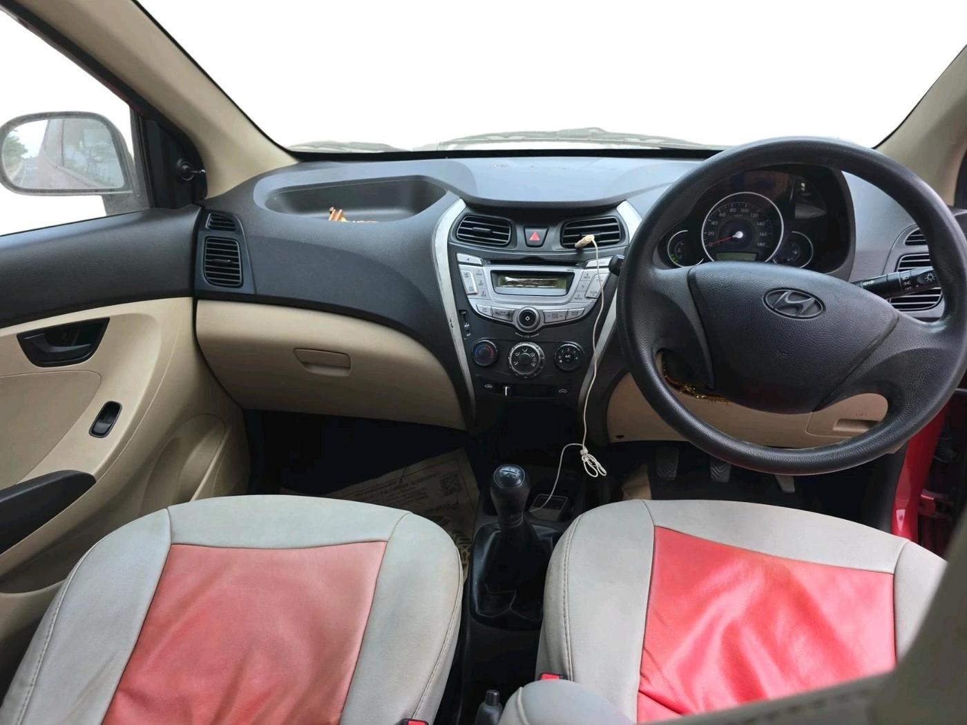 2012 Hyundai Eon MAGNA +, Petrol, Manual, 51,354 km, interior