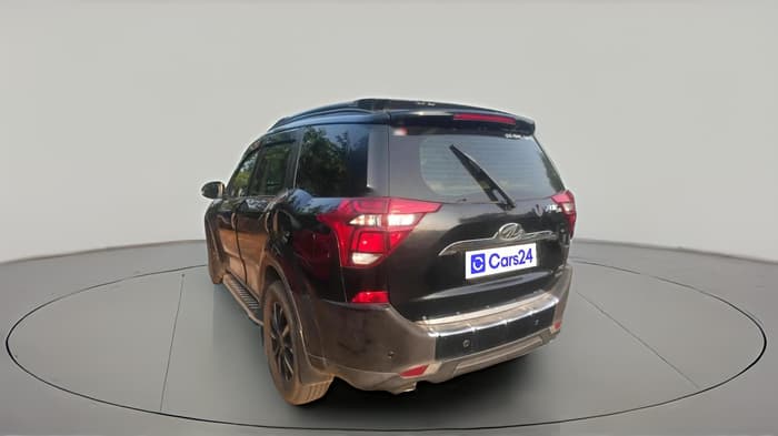 2019 Mahindra XUV500 W11 AT, Diesel, Automatic, 1,31,930 km, exterior