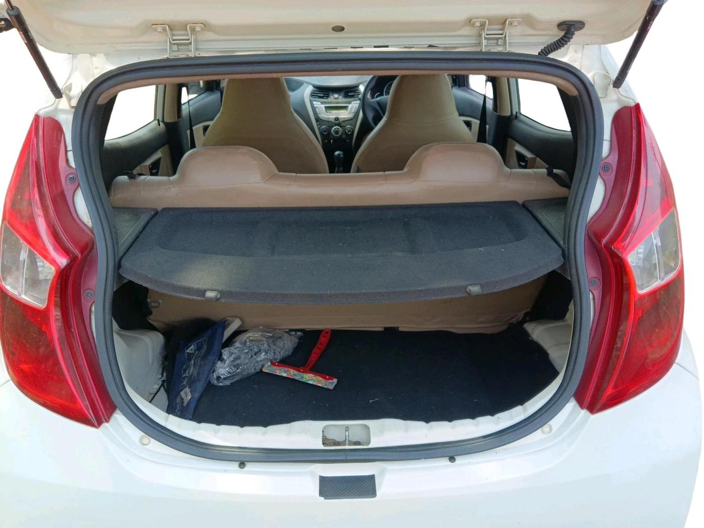 2017 Hyundai Eon MAGNA +, Petrol, Manual, 38,318 km, exterior