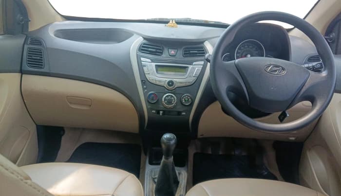2017 Hyundai Eon MAGNA +, Petrol, Manual, 38,318 km, interior