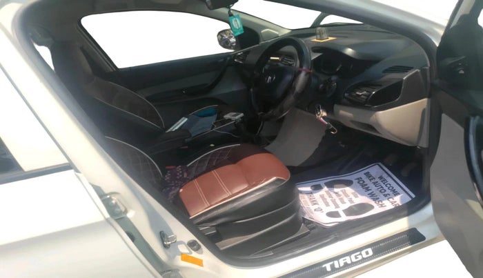 2018 Tata Tiago XT PETROL, CNG, Manual, 1,36,780 km, interior