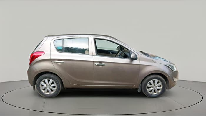 2012 Hyundai i20 SPORTZ 1.4 CRDI, Diesel, Manual, 1,09,882 km, exterior