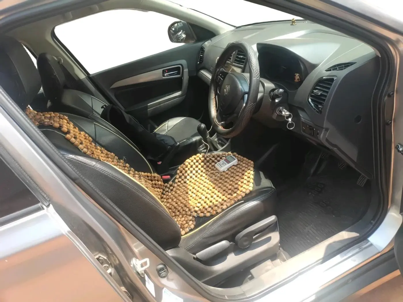2017 Maruti Vitara Brezza ZDI, Diesel, Manual, 1,46,213 km, interior