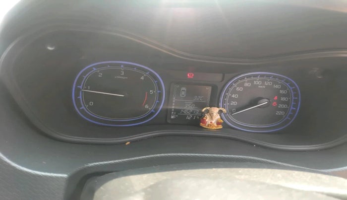 2017 Maruti Vitara Brezza ZDI, Diesel, Manual, 1,46,213 km, interior