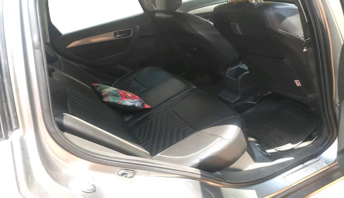 2017 Maruti Vitara Brezza ZDI, Diesel, Manual, 1,46,213 km, interior