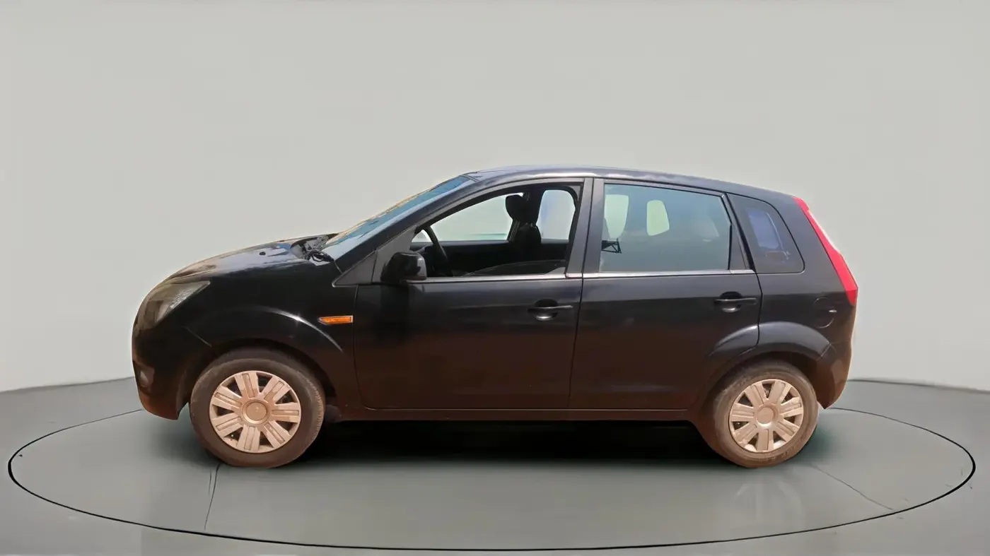2011 Ford Figo ZXI 1.4 DIESEL, Diesel, Manual, 1,37,701 km, exterior