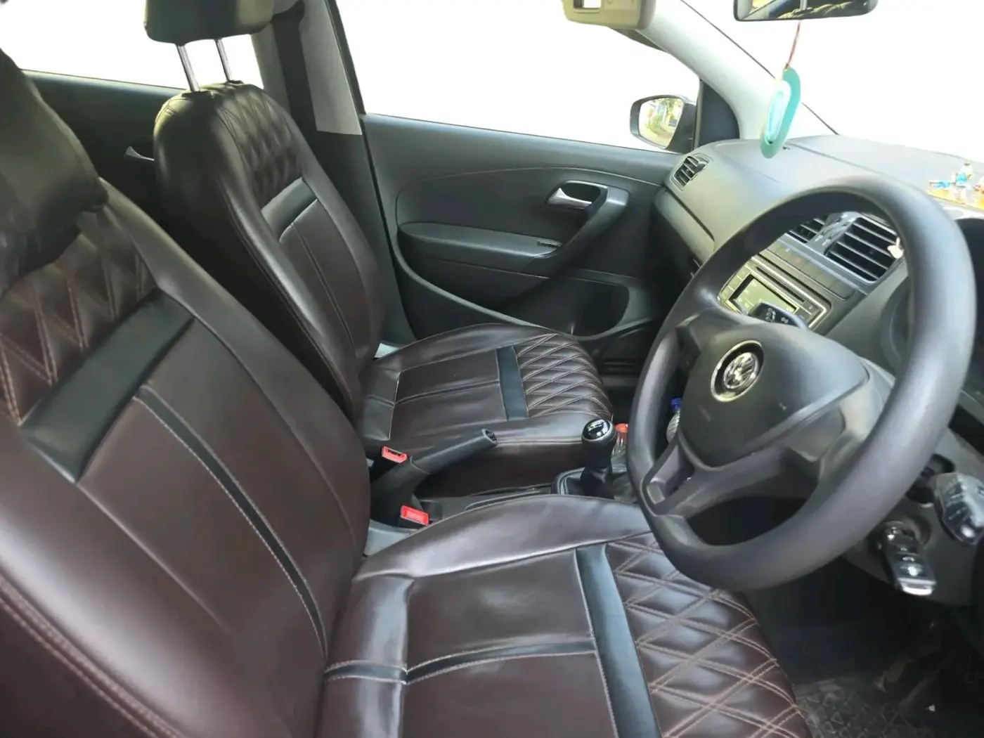 2018 Volkswagen Polo COMFORTLINE 1.0L MPI, Petrol, Manual, 90,549 km, interior
