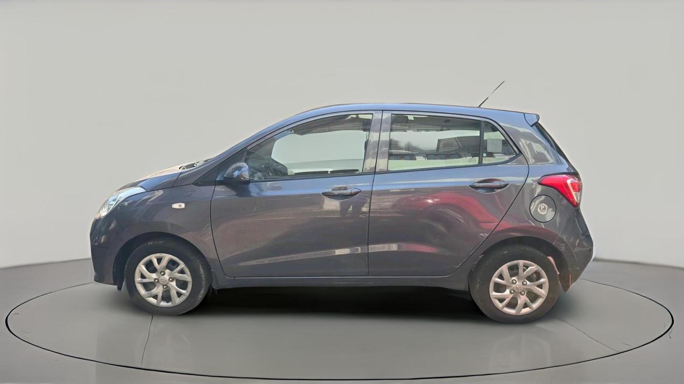 2017 Hyundai Grand i10 MAGNA AT 1.2 KAPPA VTVT, Petrol, Automatic, 27,561 km, exterior