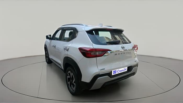 2022 Nissan MAGNITE XV PREMIUM TURBO CVT, Petrol, Automatic, 30,465 km, exterior