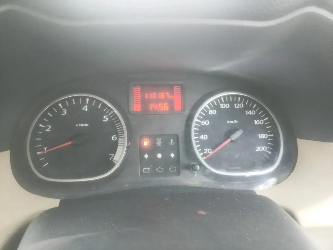 2014 Renault Duster 85 PS RXL DIESEL, Diesel, Manual, 1,13,167 km, interior