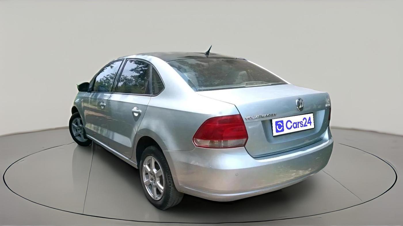 2013 Volkswagen Vento HIGHLINE 1.6 MPI, Petrol, Manual, 68,636 km, exterior