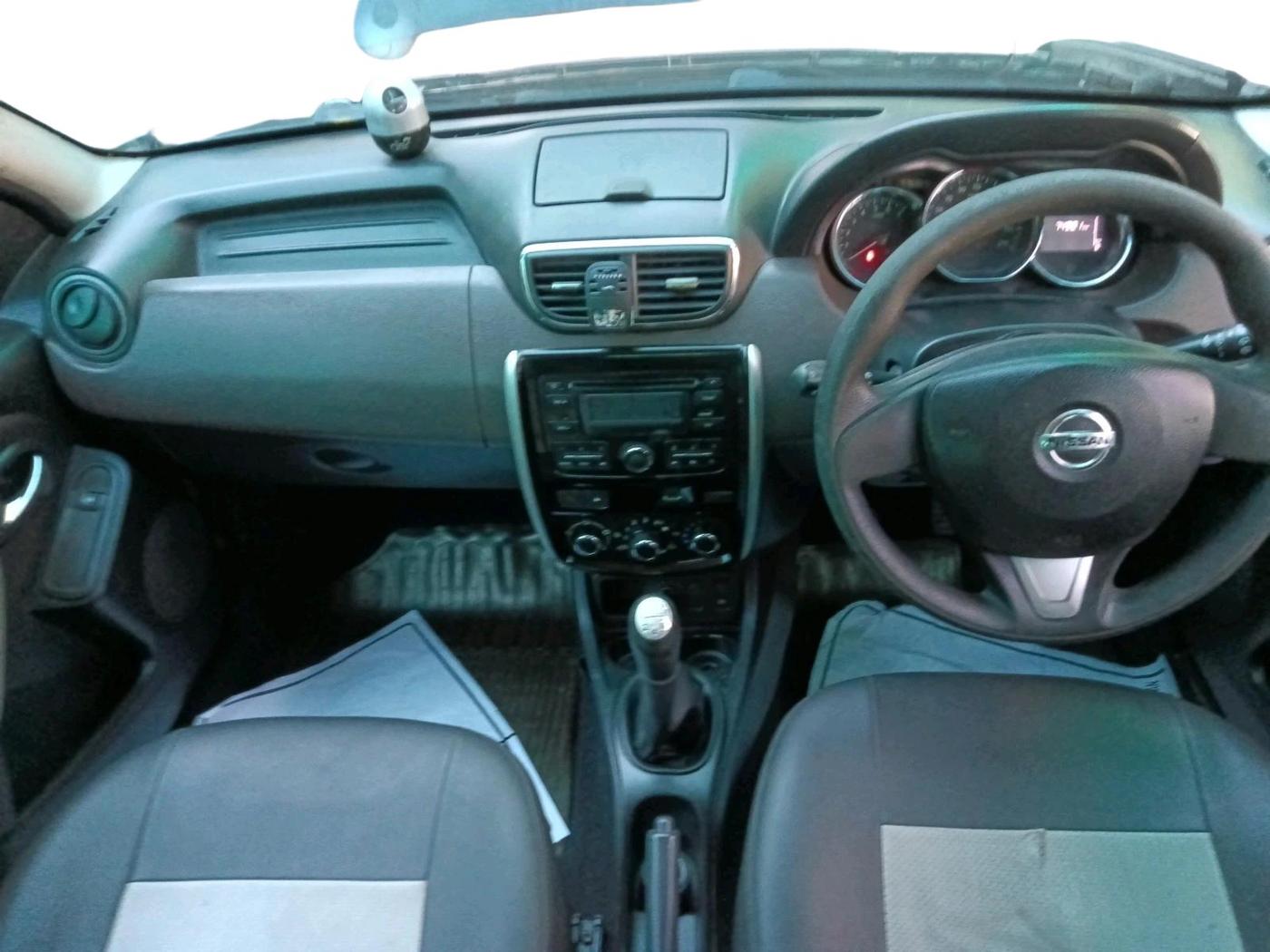 2017 Nissan Terrano XL (P), Petrol, Manual, 74,981 km, interior