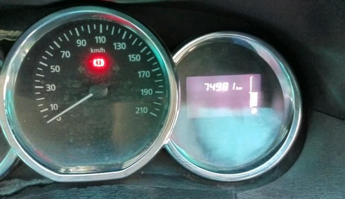 2017 Nissan Terrano XL (P), Petrol, Manual, 74,981 km, interior