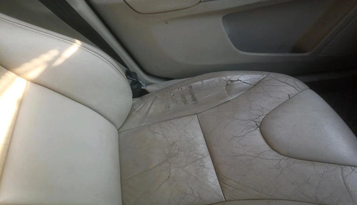 2011 Volvo XC 60 D5 AWD AT, Diesel, Automatic, 1,02,412 km, interior