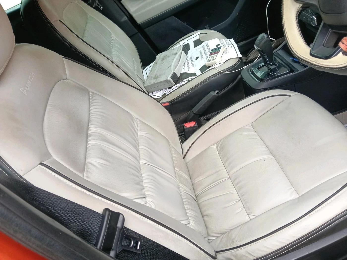 2021 Tata PUNCH ADVENTURE AMT, Petrol, Automatic, 39,157 km, interior