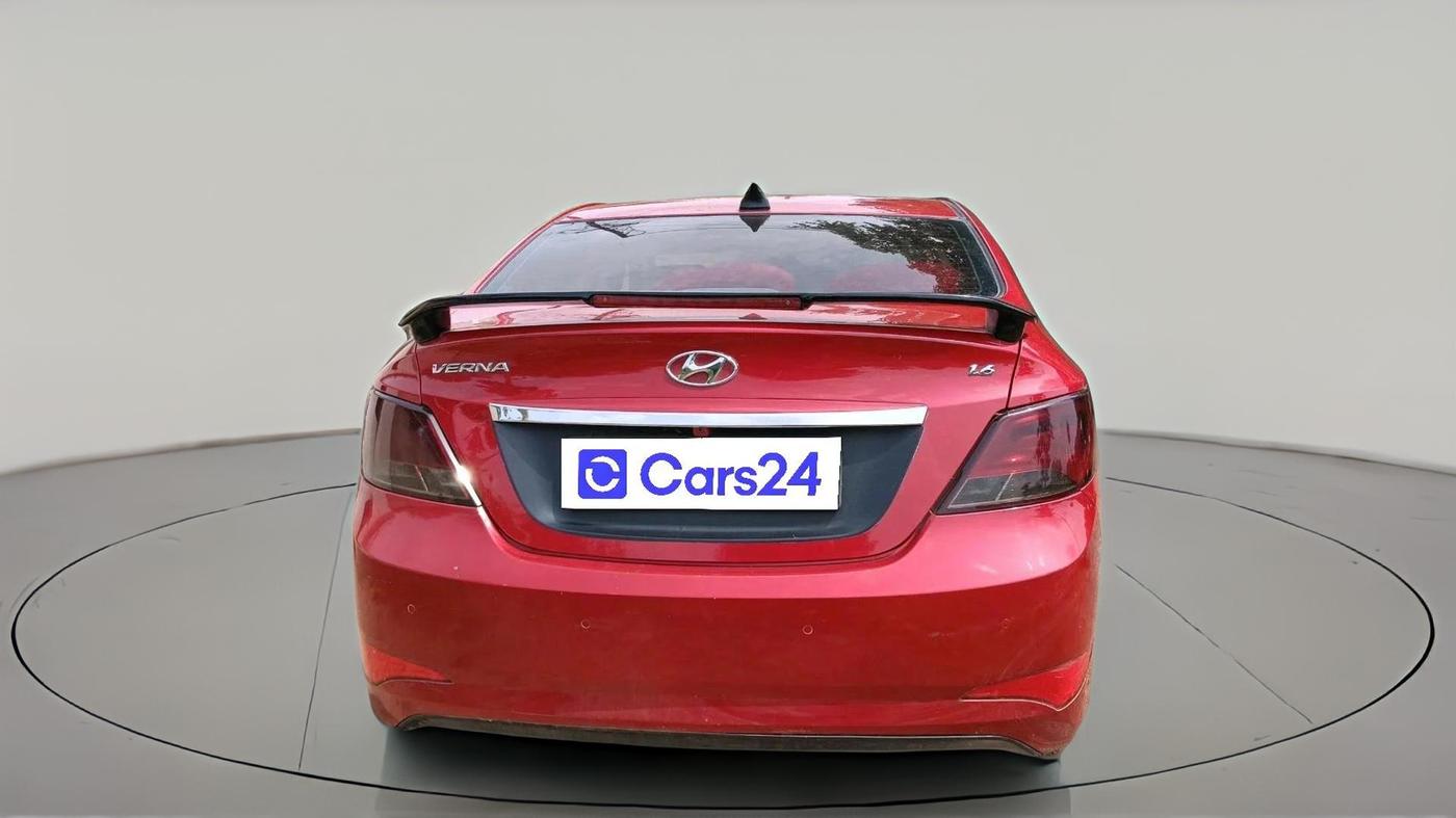 2015 Hyundai Verna FLUIDIC 4S 1.6 VTVT S, Petrol, Manual, 1,04,971 km, exterior