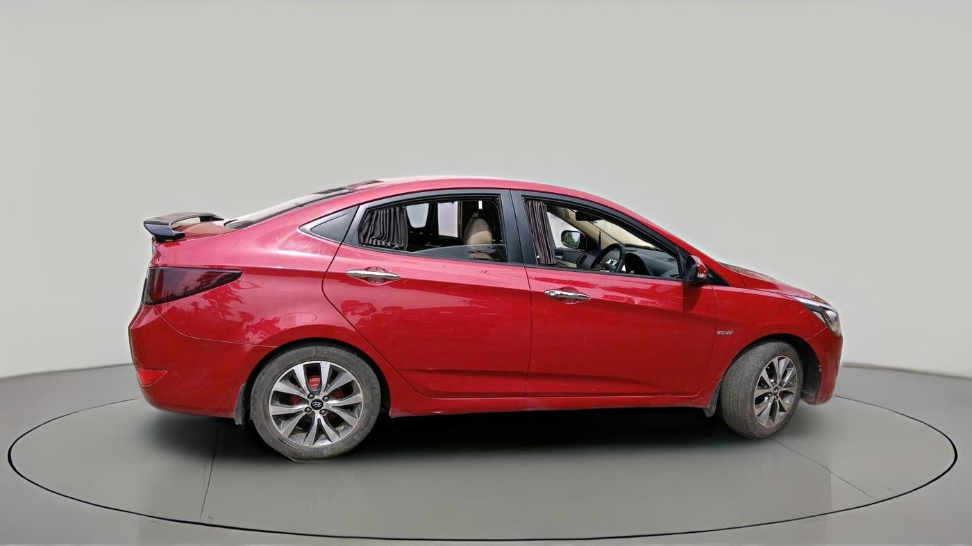 2015 Hyundai Verna FLUIDIC 4S 1.6 VTVT S, Petrol, Manual, 1,04,971 km, exterior
