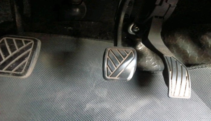 2014 Maruti Swift VXI, Petrol, Manual, 1,43,677 km, interior