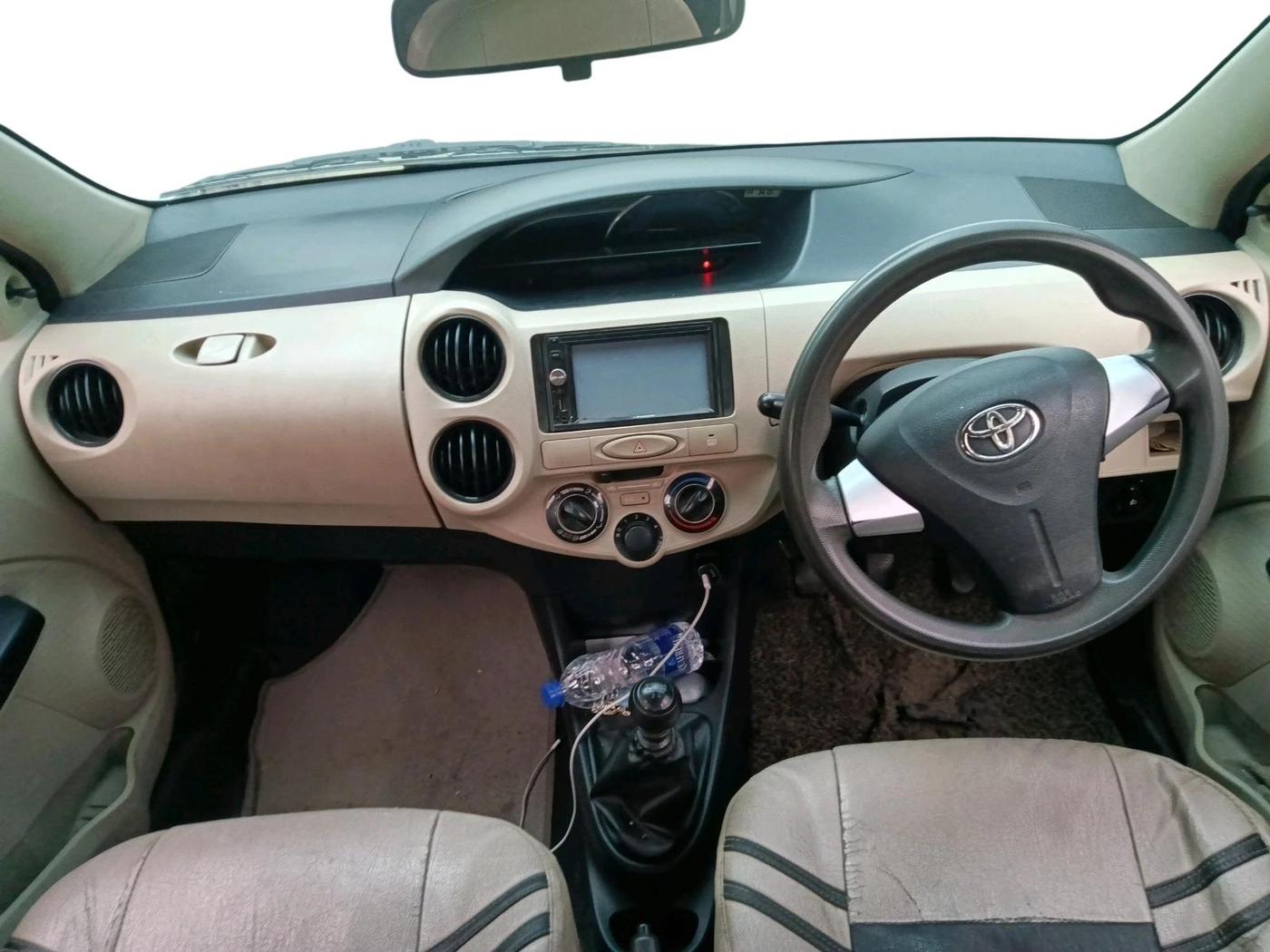 2018 Toyota Etios GXD PLATINUM, Diesel, Manual, 1,48,573 km, interior