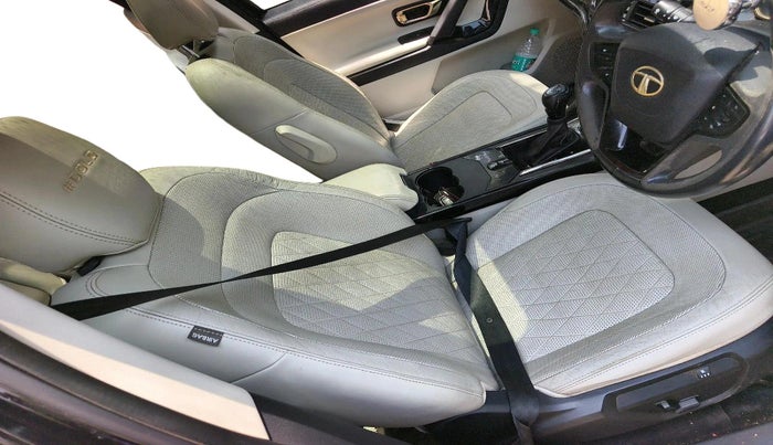 2021 Tata Safari XZ PLUS GOLD, Diesel, Manual, 62,744 km, interior