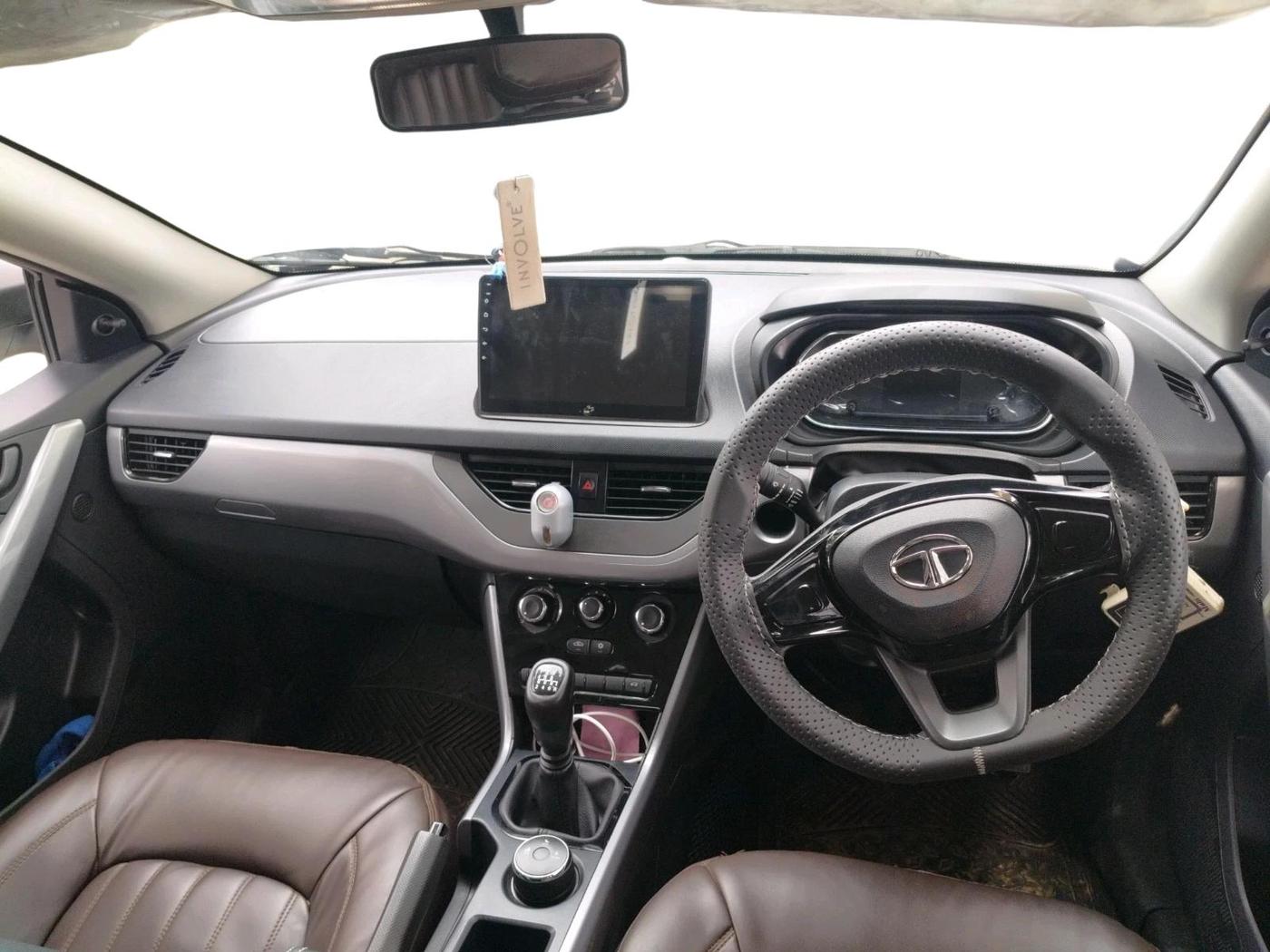 2023 Tata NEXON XE PETROL, Petrol, Manual, 15,391 km, interior