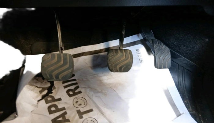 2018 Renault Kwid RXT 1.0 (O), Petrol, Manual, 1,28,545 km, interior