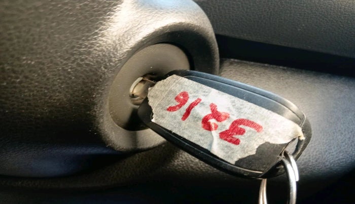 2018 Renault Kwid RXT 1.0 (O), Petrol, Manual, 1,28,545 km, interior