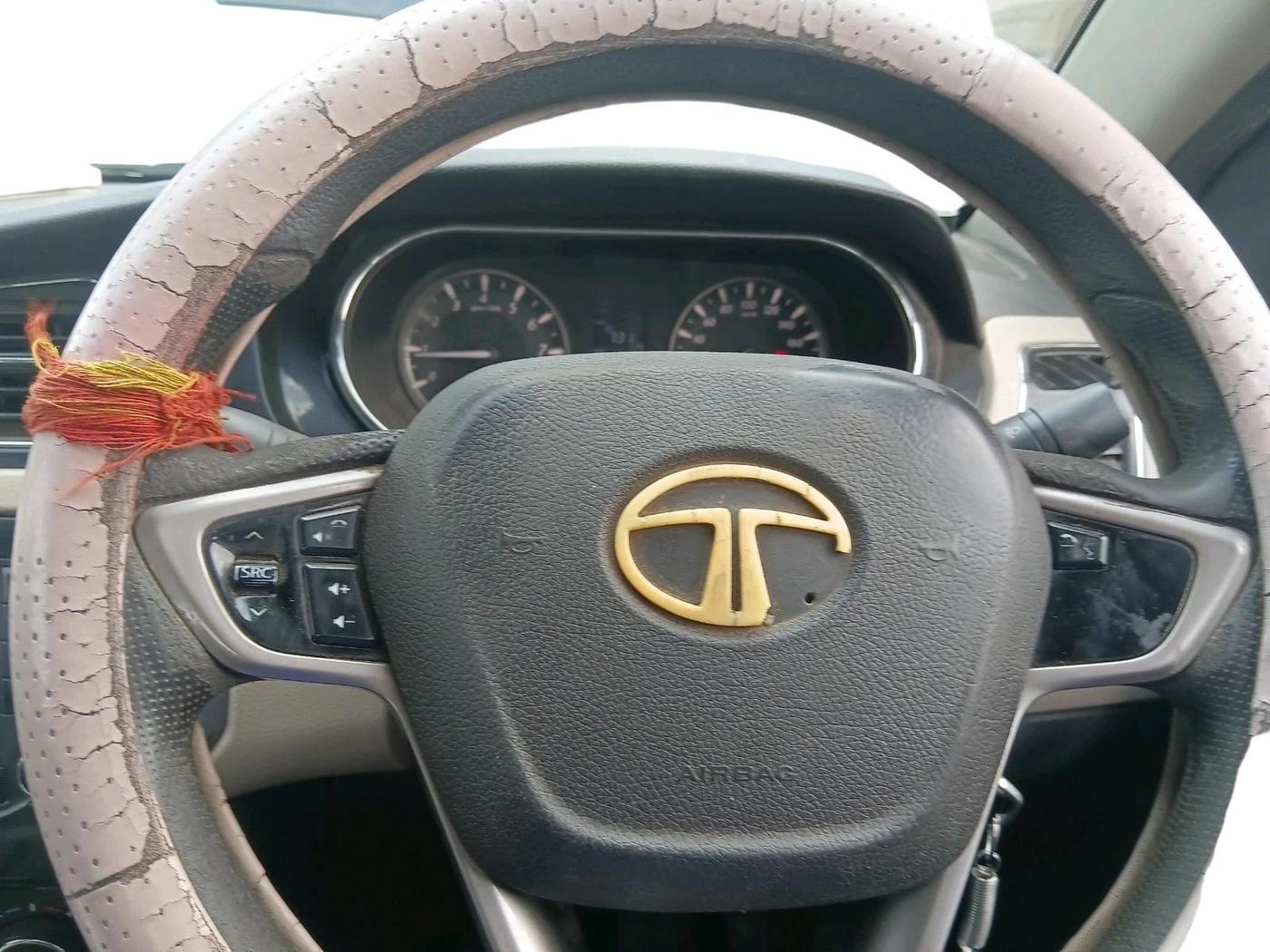 2017 Tata Zest XT 90PS DIESEL, Diesel, Manual, 1,43,300 km, interior