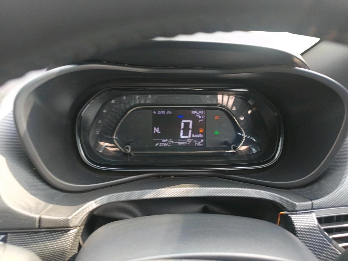 2023 Tata NEXON XZA PLUS LUX SUNROOF RED DARK PETROL, Petrol, Automatic, 27,092 km, interior