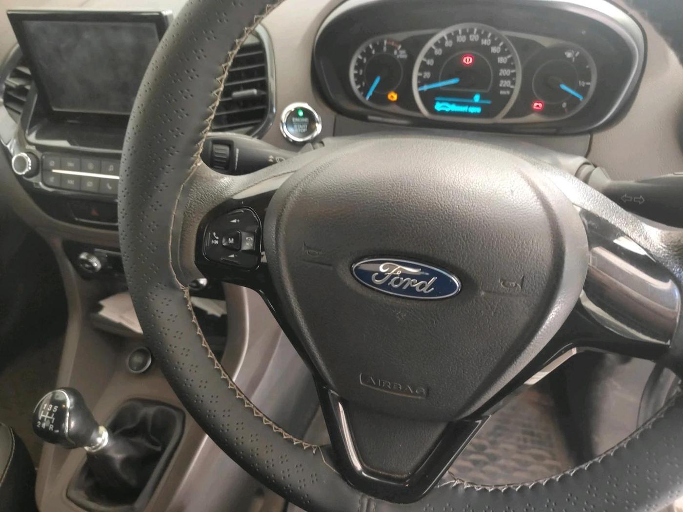 2019 Ford FREESTYLE TITANIUM 1.5 DIESEL, Diesel, Manual, 99,800 km, interior