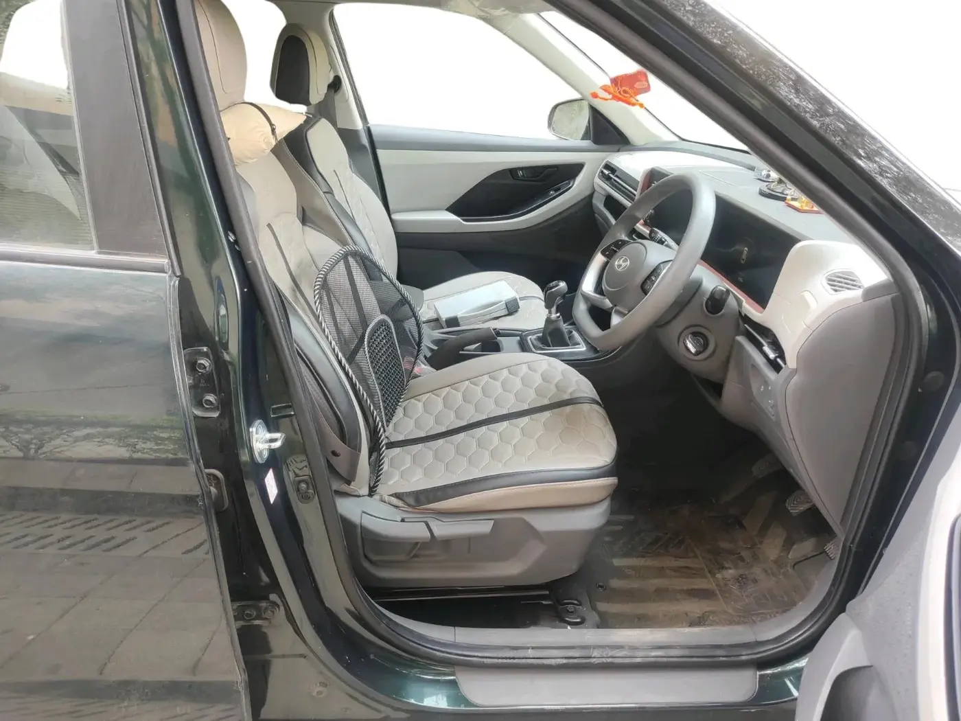 2025 Hyundai Creta EX (O) 1.5 Petrol, Petrol, Manual, 27,491 km, interior