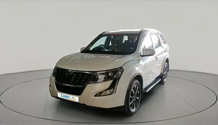 2018 Mahindra XUV500 W11, Diesel, Manual, 75,730 km, exterior