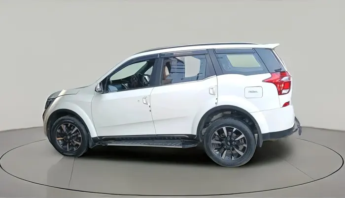 2018 Mahindra XUV500 W11, Diesel, Manual, 75,730 km, exterior