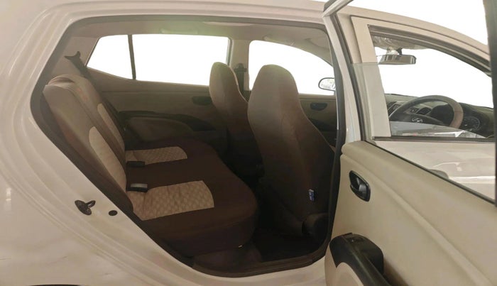 2014 Hyundai i10 MAGNA 1.1, Petrol, Manual, 57,432 km, interior