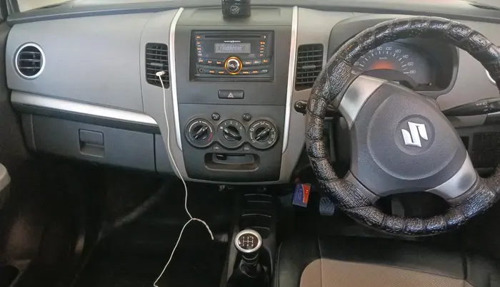2011 Maruti Wagon R 1.0 LXI, Petrol, Manual, 1,03,594 km, interior