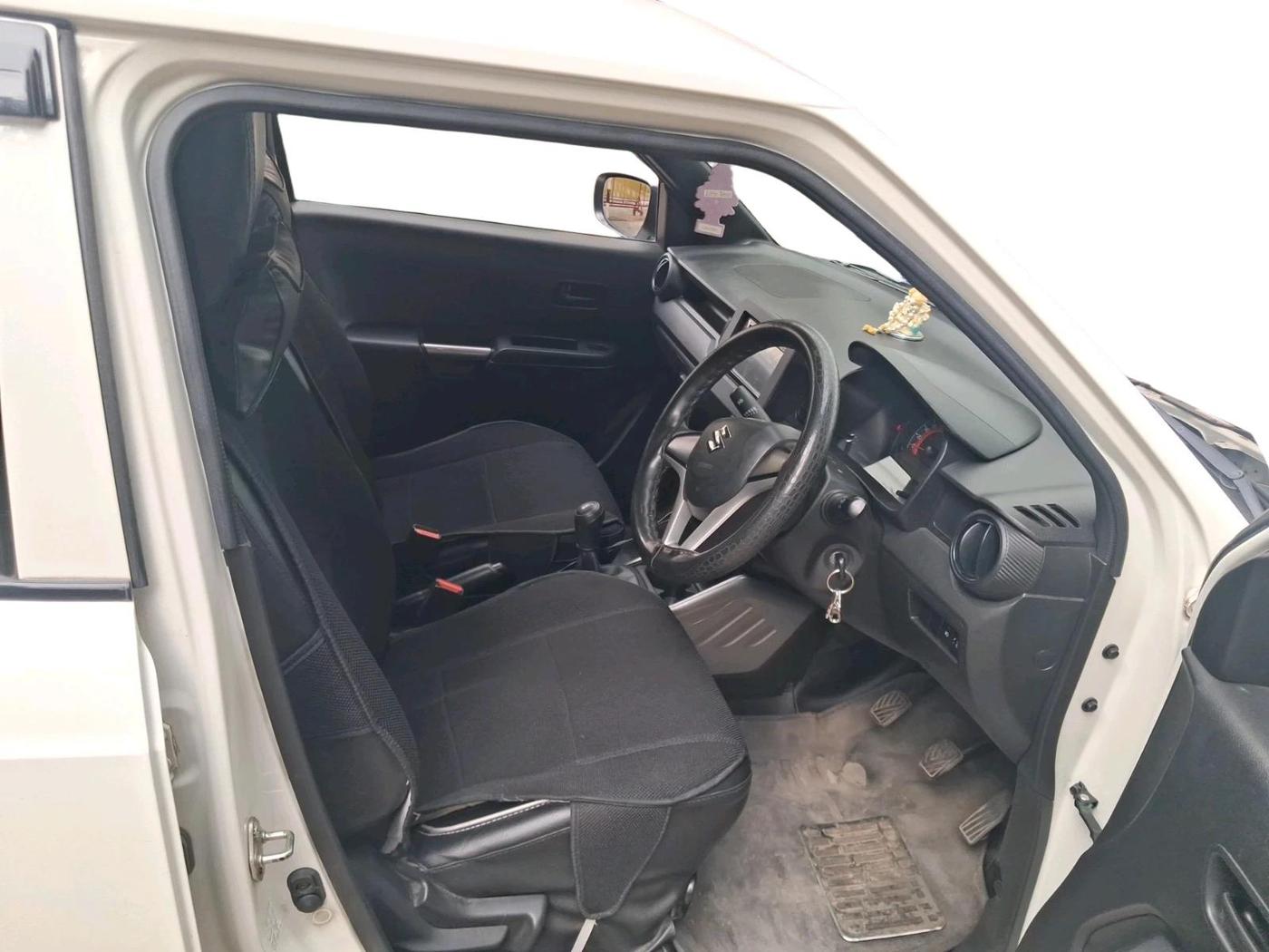 2021 Maruti IGNIS SIGMA 1.2, Petrol, Manual, 29,007 km, interior