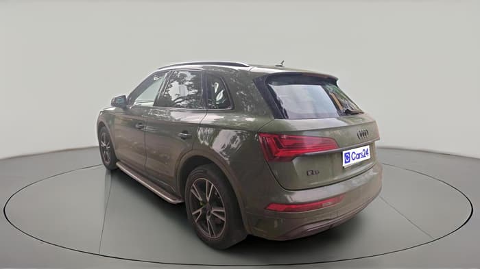 2022 Audi Q5 Technology 45 TFSI, Petrol, Automatic, 75,272 km, exterior