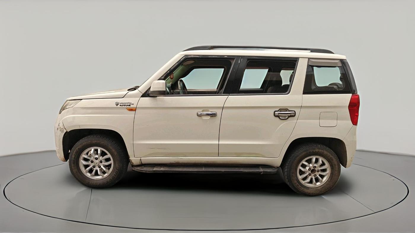 2017 Mahindra TUV300 T8 AMT, Diesel, Automatic, 1,59,748 km, exterior
