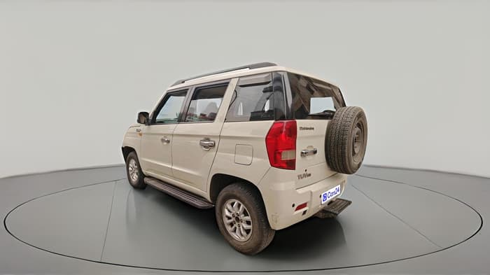 2017 Mahindra TUV300 T8 AMT, Diesel, Automatic, 1,59,748 km, exterior
